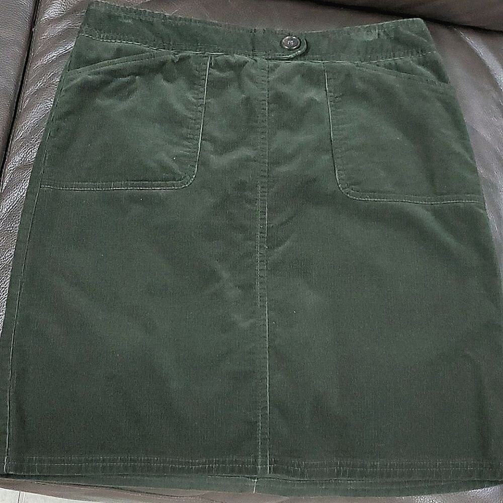 Ann Taylor 6 comfy corduroy skirt olive green